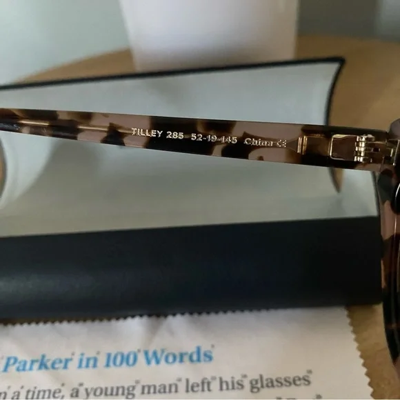 Warby Parker Tilley 285 52-19-145 Sunglasses with Case - Picture 6 of 13